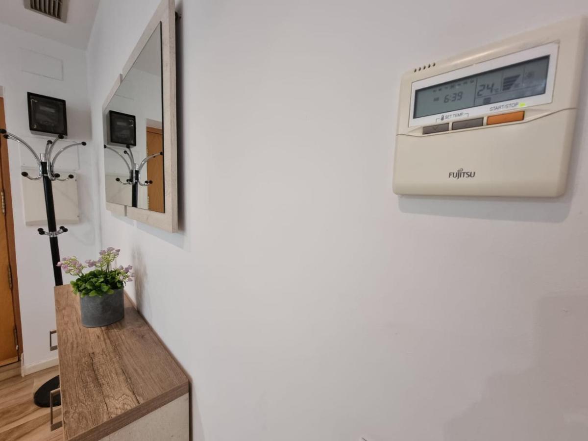 Carolinas Suit Apartment Alicante Exterior foto